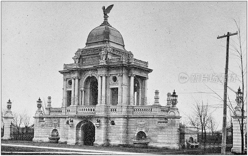 密歇根州底特律的古董黑白照片:赫伯特纪念门，水厂公园
