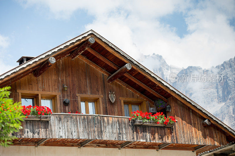 典型的阿尔卑斯山乡村住宅