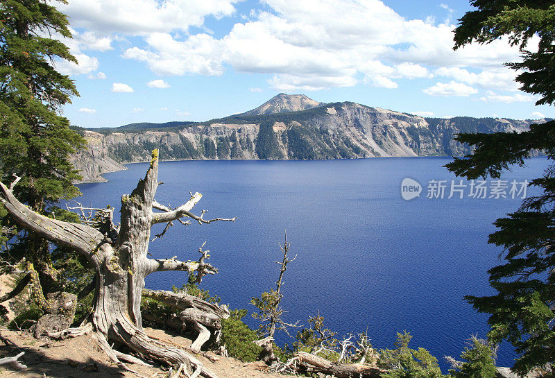 火山口湖，俄勒冈，美国