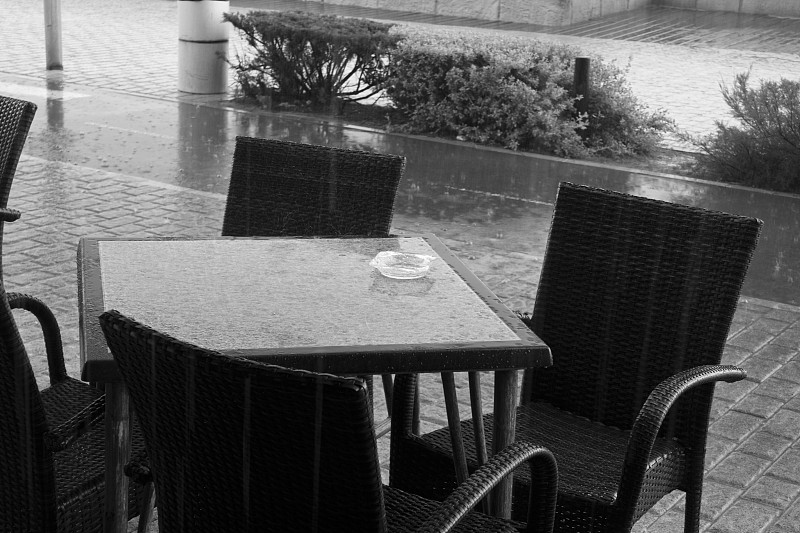 caf # 233;表和雨