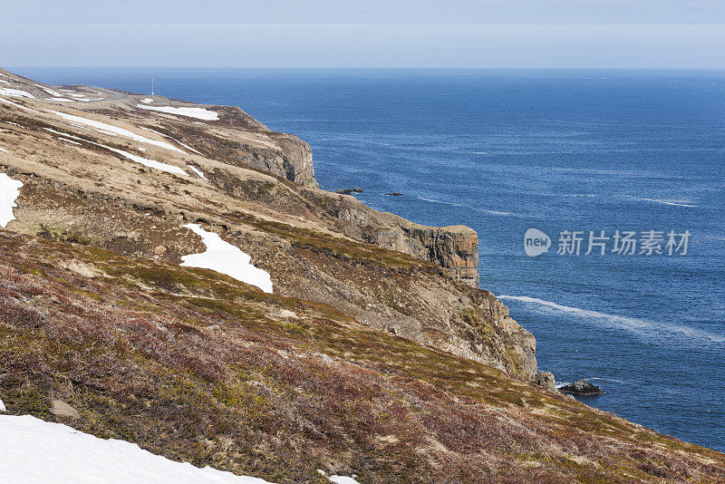 海岸线的峡湾