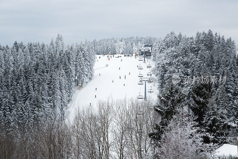 编辑-德国温特堡的滑雪坡道