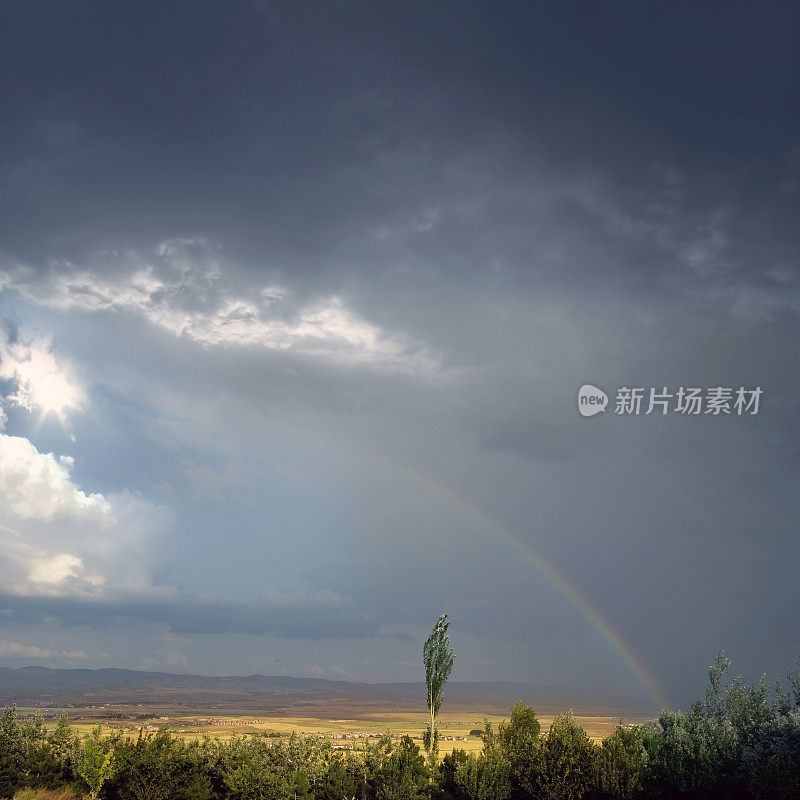 雨后彩虹