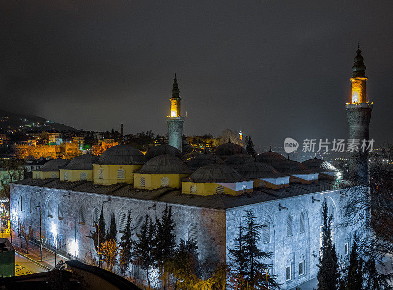 乌鲁卡米夜景(布尔萨大清真寺)，土耳其