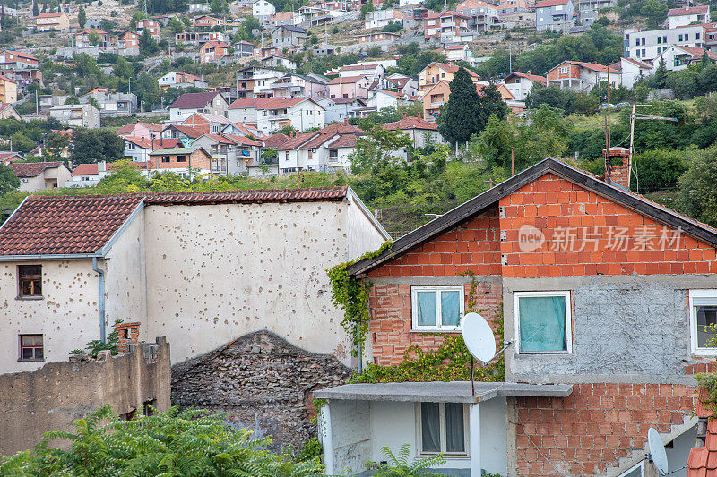 墙上有弹孔的房子，战争遗迹，莫斯塔尔，波斯尼亚和黑塞哥维那