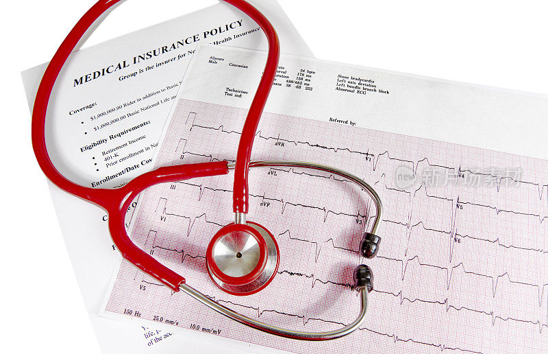 心电图异常报告及医疗保险及红色听诊器