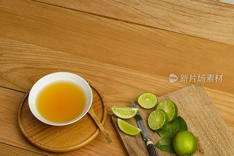 茶和柠檬