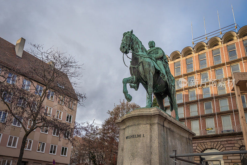 德国巴伐利亚州纽伦堡Egidienplatz广场的德皇威廉一世雕像