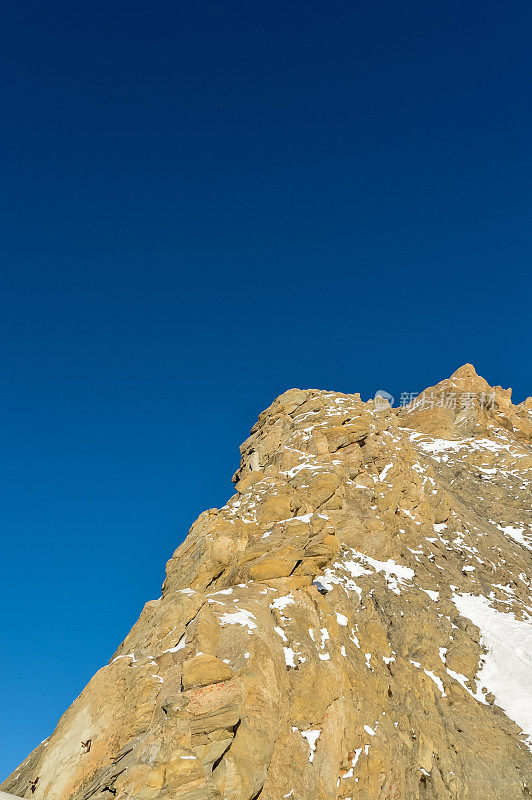 阿尔卑斯山的山峰