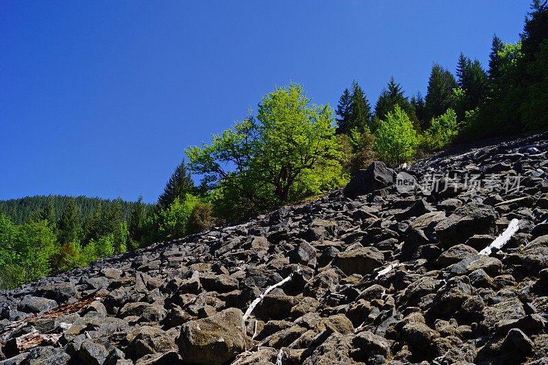 杰佛逊山岩堆