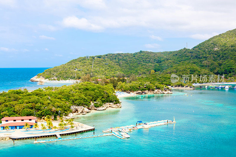 海滩和热带度假胜地，拉巴达岛，海地。