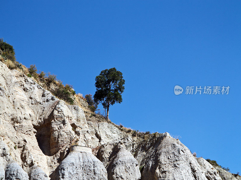 拉巴斯郊区的月亮谷