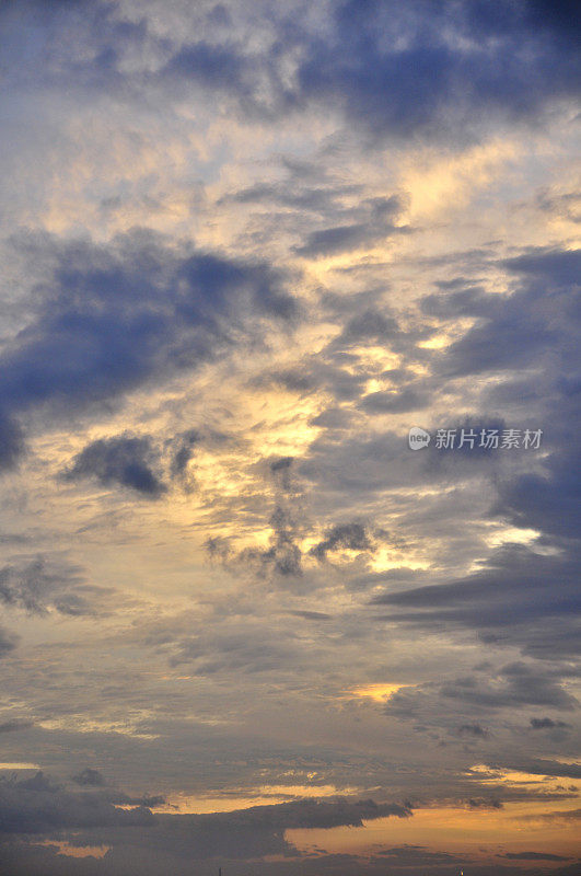 阴霾的天空