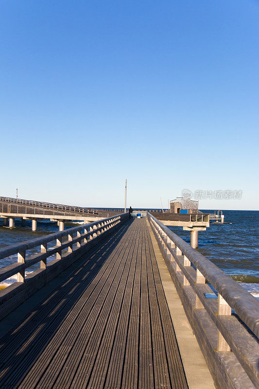 波罗的海的倾斜码头