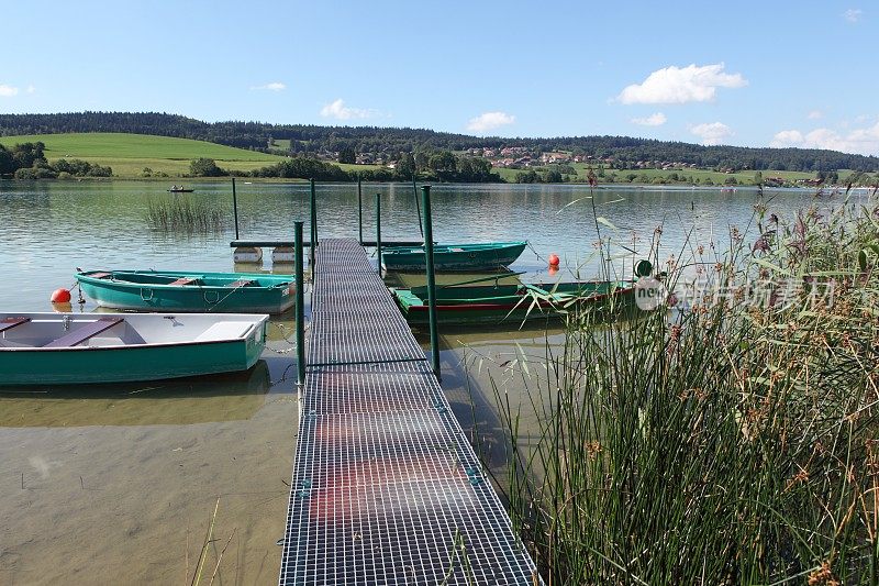 圣角湖在弗朗舍Comté，法国