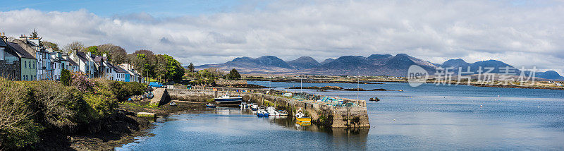 爱尔兰的小渔村海港