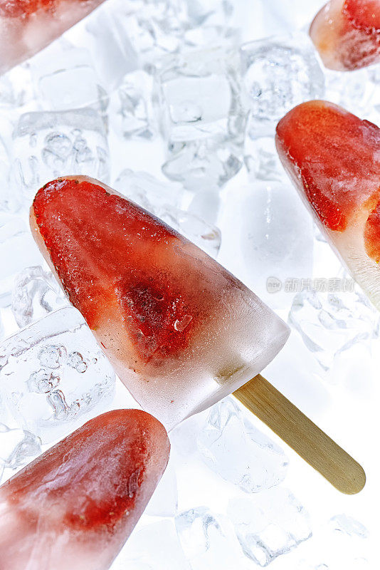 自制草莓冰棒