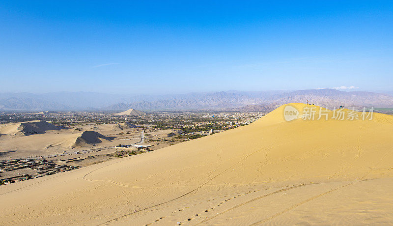 秘鲁的瓦卡奇纳沙漠