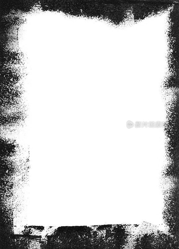 坏画的黑色矩形框架在白纸卡上-抽象的背景与可见自发运动的油漆辊-致密的油漆结构留下独特的缺陷