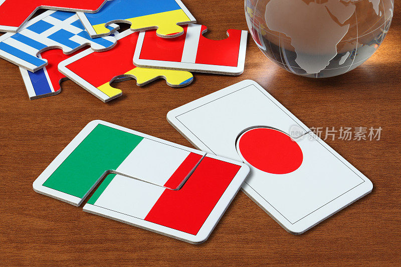 意大利和日本国旗拼图