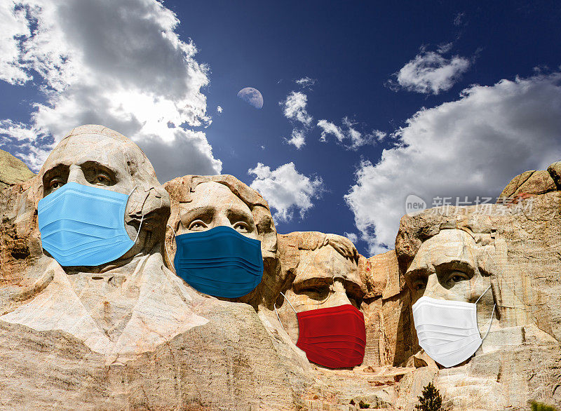 在拉什莫尔山，总统们因为新冠肺炎戴着面具