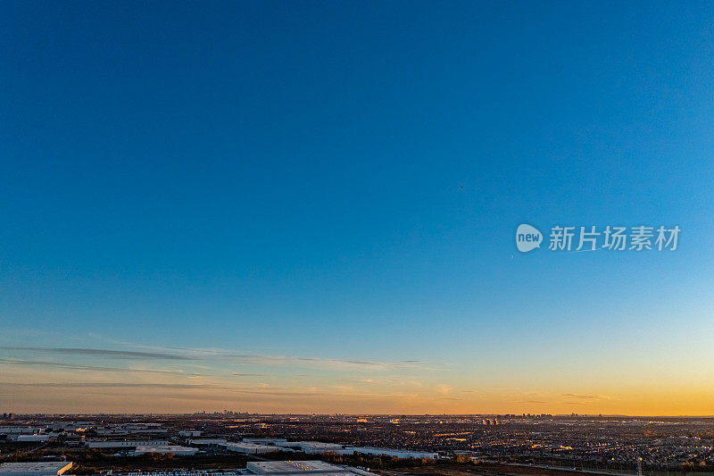 位于加拿大克莱因堡的加拿大太平洋高速公路沃恩多式联运码头