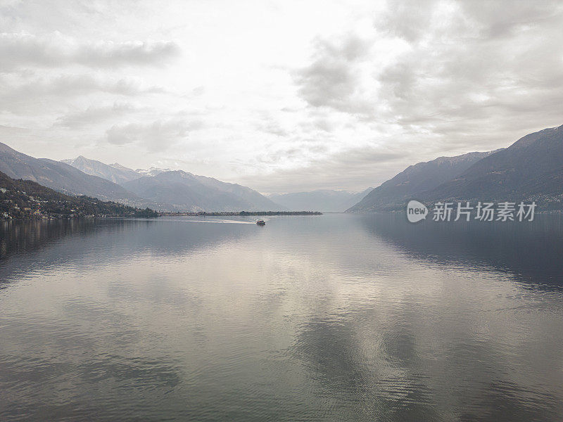 云天的马焦雷湖，高空