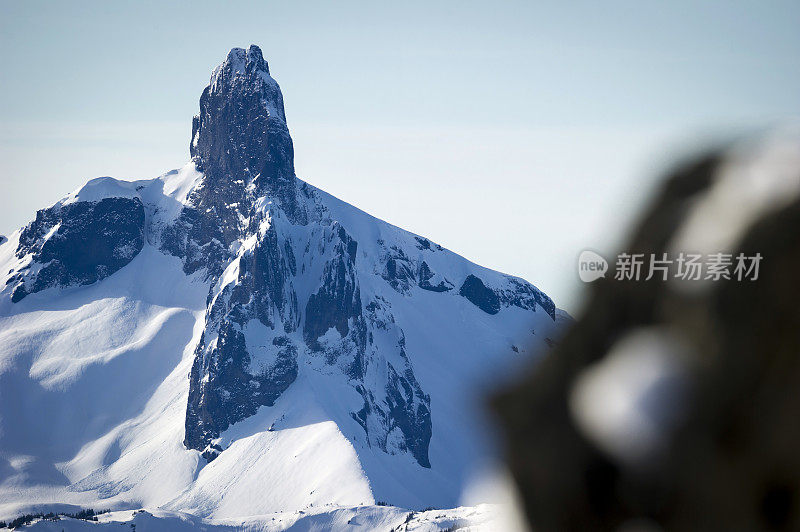 黑牙——加拿大惠斯勒的火山高峰