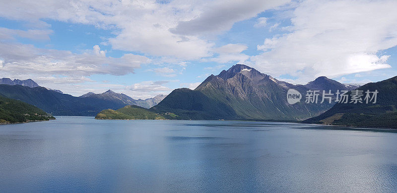 哈尔萨，挪威，海，山，蓝色，云景