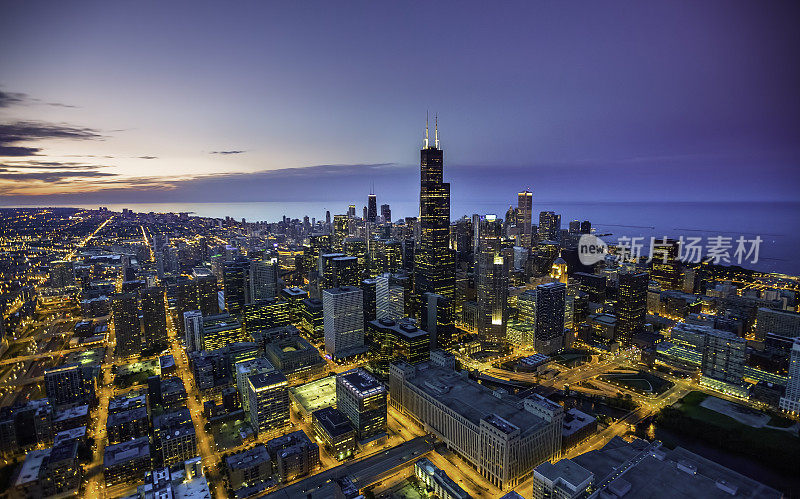 黄昏时分芝加哥天际鸟瞰图