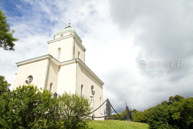 夏日里的索欧门里纳岛