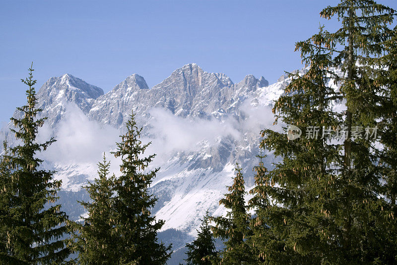 阿尔卑斯山的风景