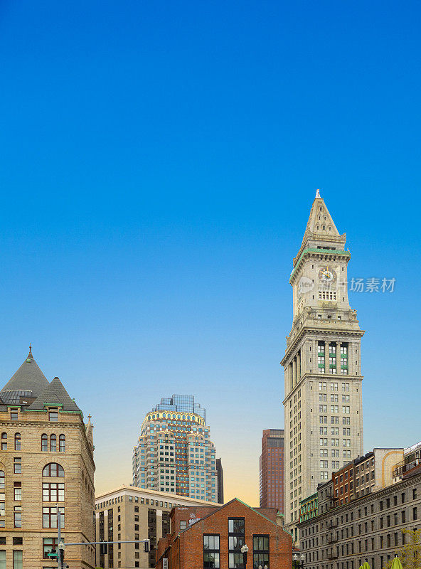 波士顿的摩天大楼，海关大楼