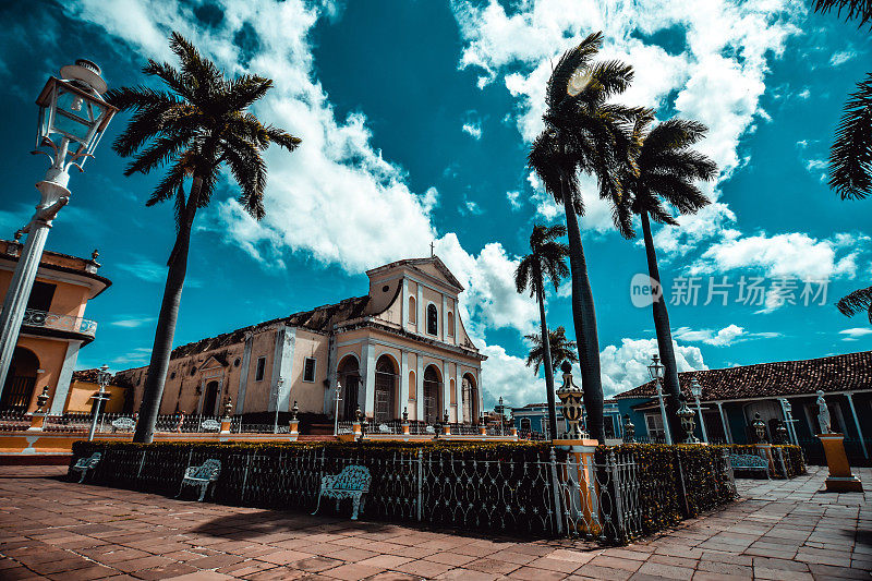 古巴特立尼达圣弗朗西斯科教堂伊格莱西亚会议庭院