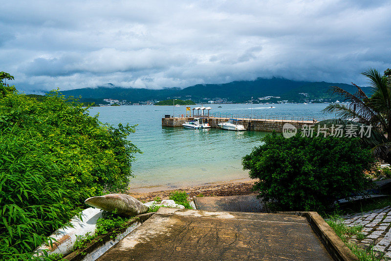 香港西贡区严田仔村码头