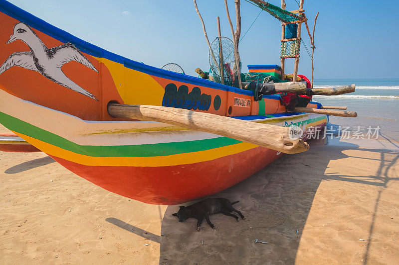 传统的双体渔船，斯里兰卡