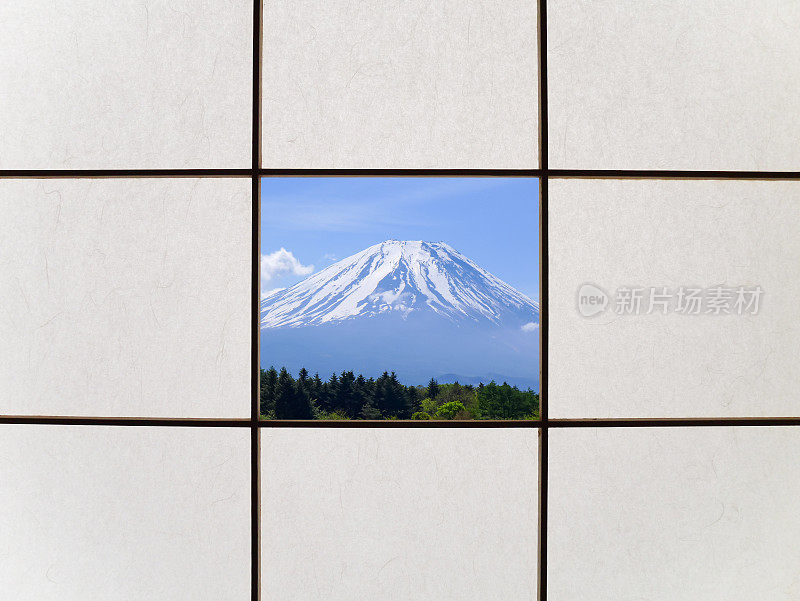 从日本窗户看富士山