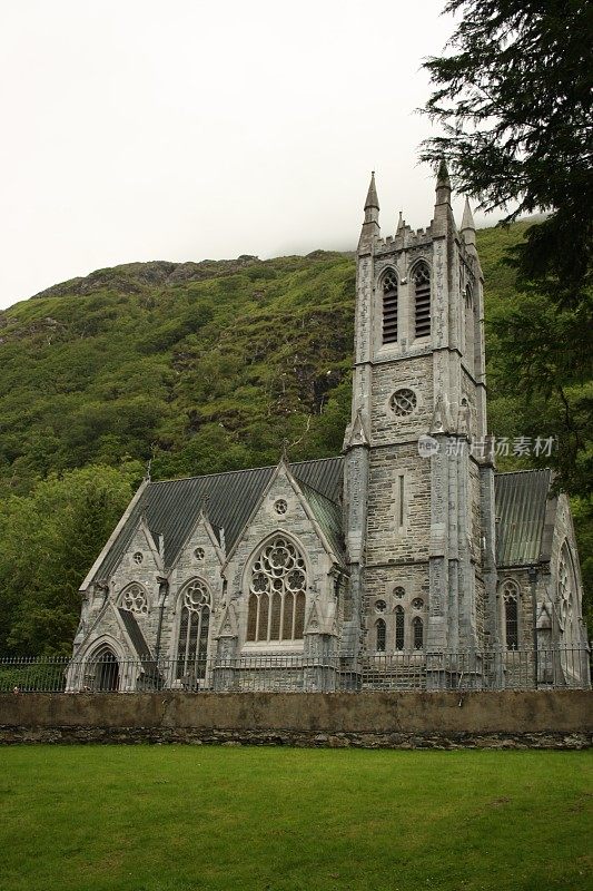 Kylemore的新哥特式教堂——爱尔兰