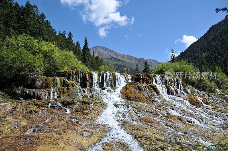 黄龙风景区的壮丽景色