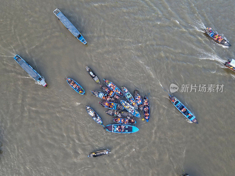 湄公河上的水上市场，芹苴，越南