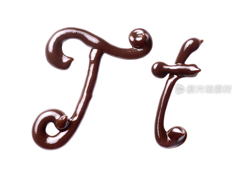 由融化的巧克力制成的拉丁字母的大小字母T，孤立在白色的背景上
