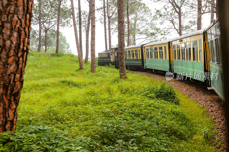 老火车，印度西姆拉-卡尔卡火车博物馆