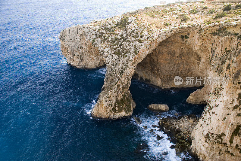 蓝色的洞穴,马耳他