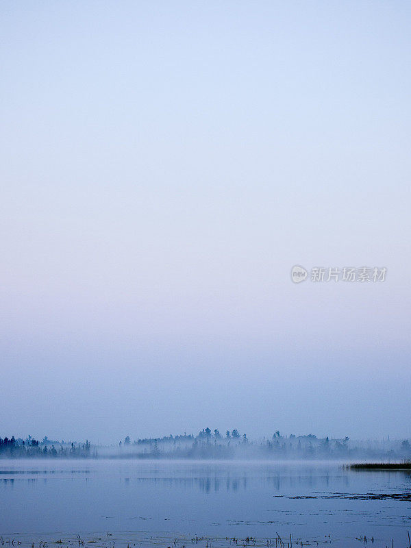 威斯康辛湖上的日出和雾002