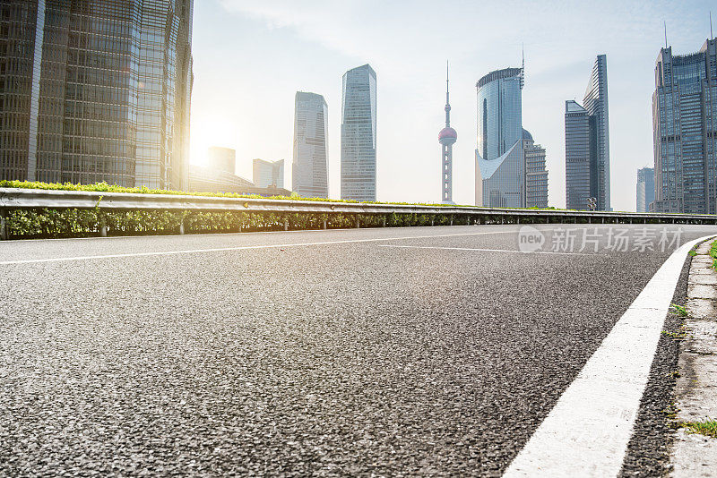 城市里的高速公路