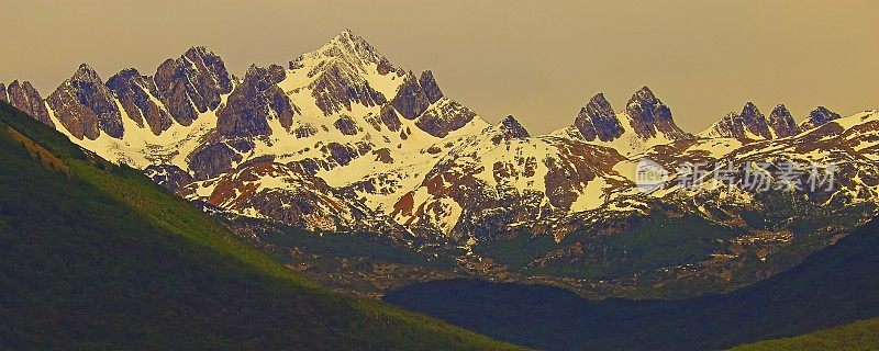 德纳瓦里诺山脉，威廉姆斯港-火地岛，智利