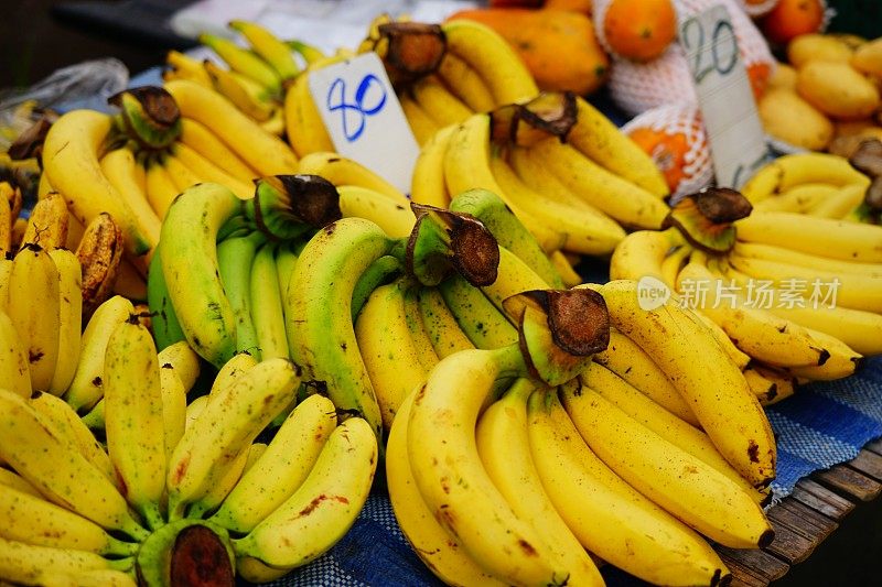 泰国户外食品市场的香蕉