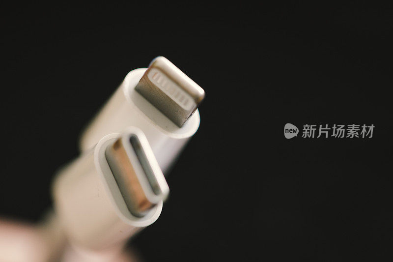 USB-C到闪电充电线宏特写