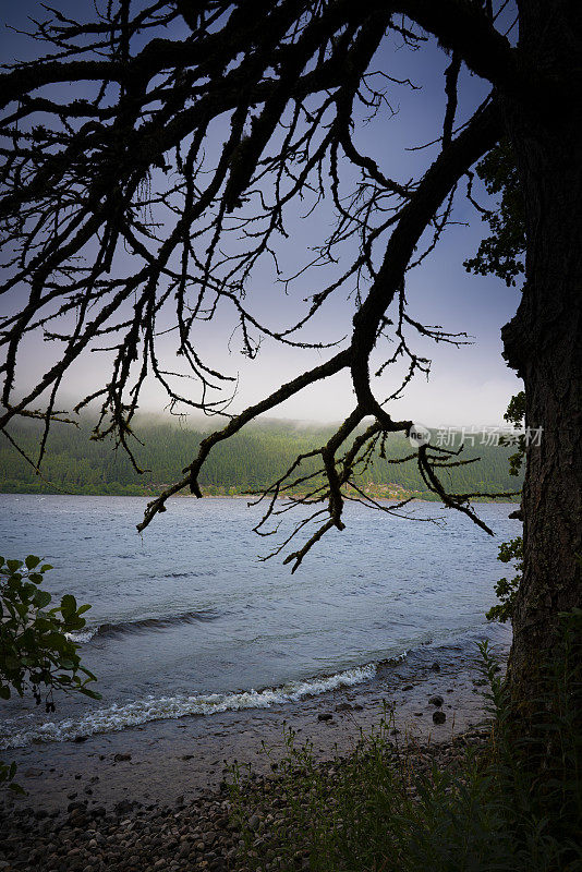 英国苏格兰高地的尼斯湖淡水湖