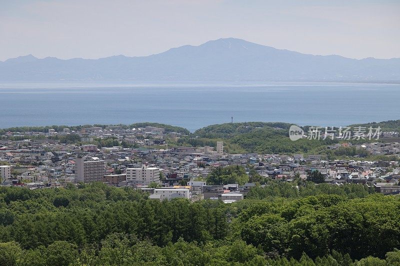 日本北海道的巴尻市和鄂霍次克海